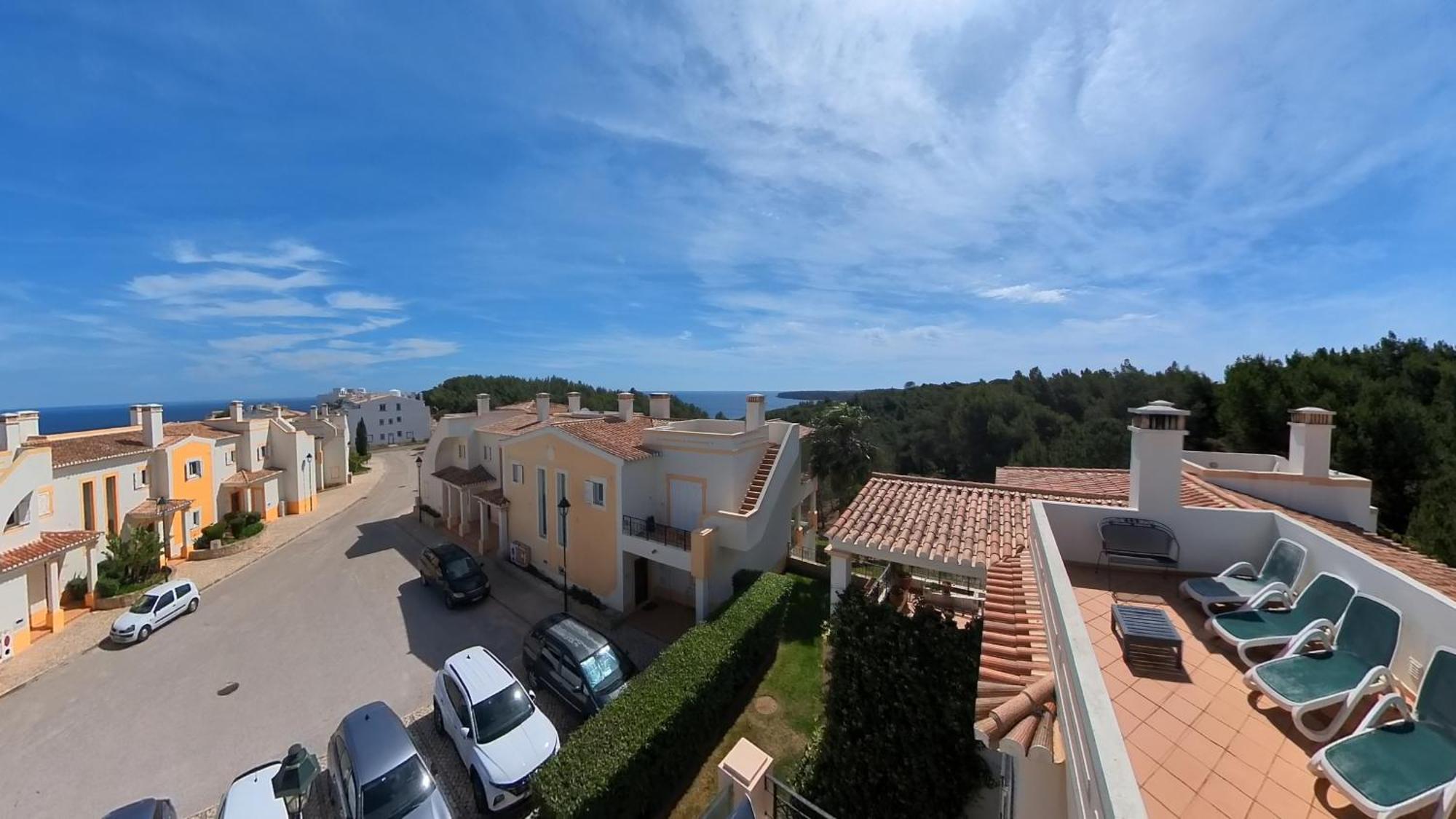 The View - Santo Antonio Villas, Golf & Spa Salema Room photo