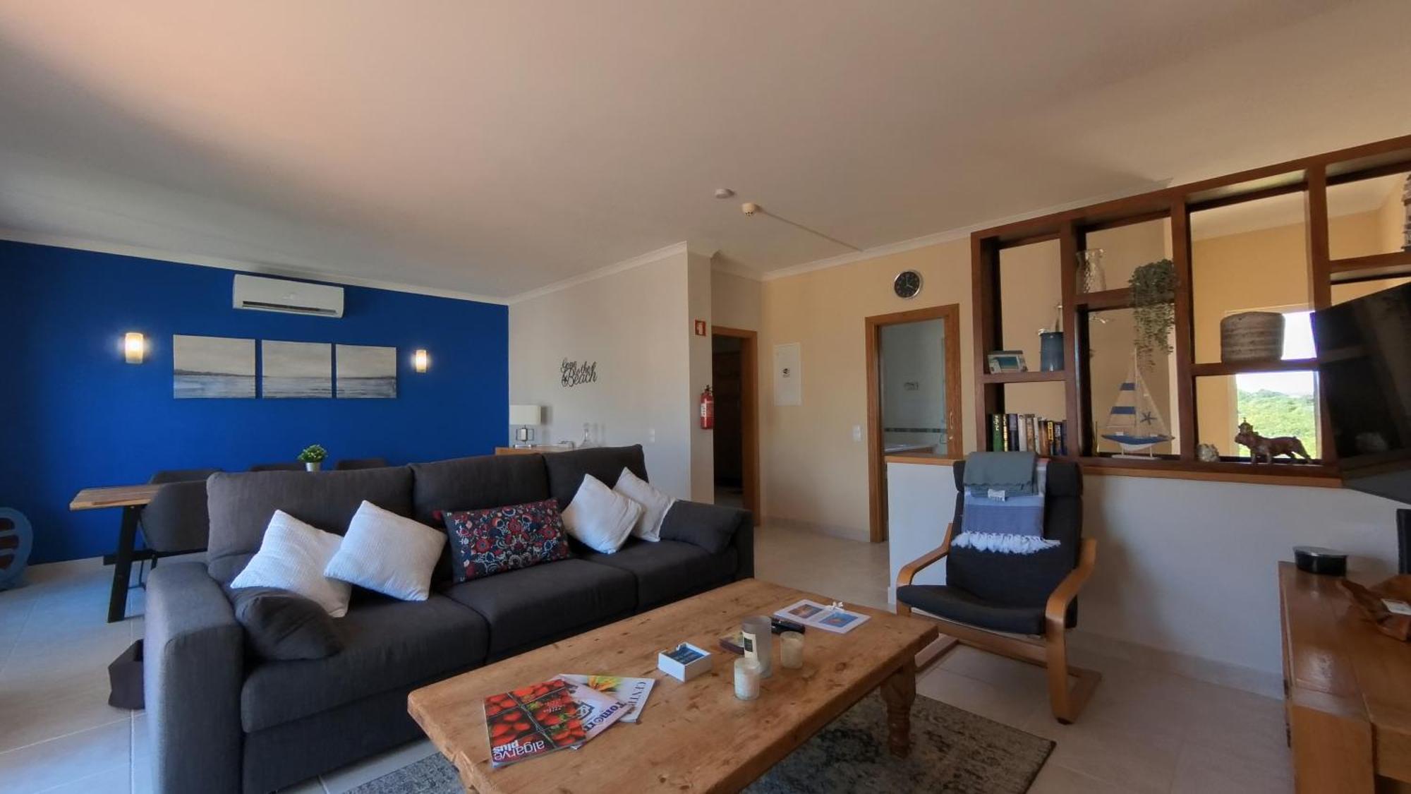 The View - Santo Antonio Villas, Golf & Spa Salema Room photo