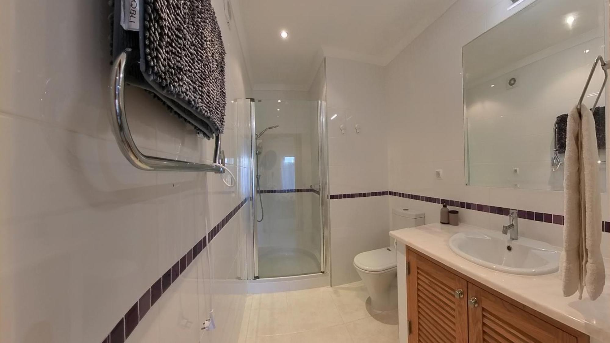 The View - Santo Antonio Villas, Golf & Spa Salema Room photo