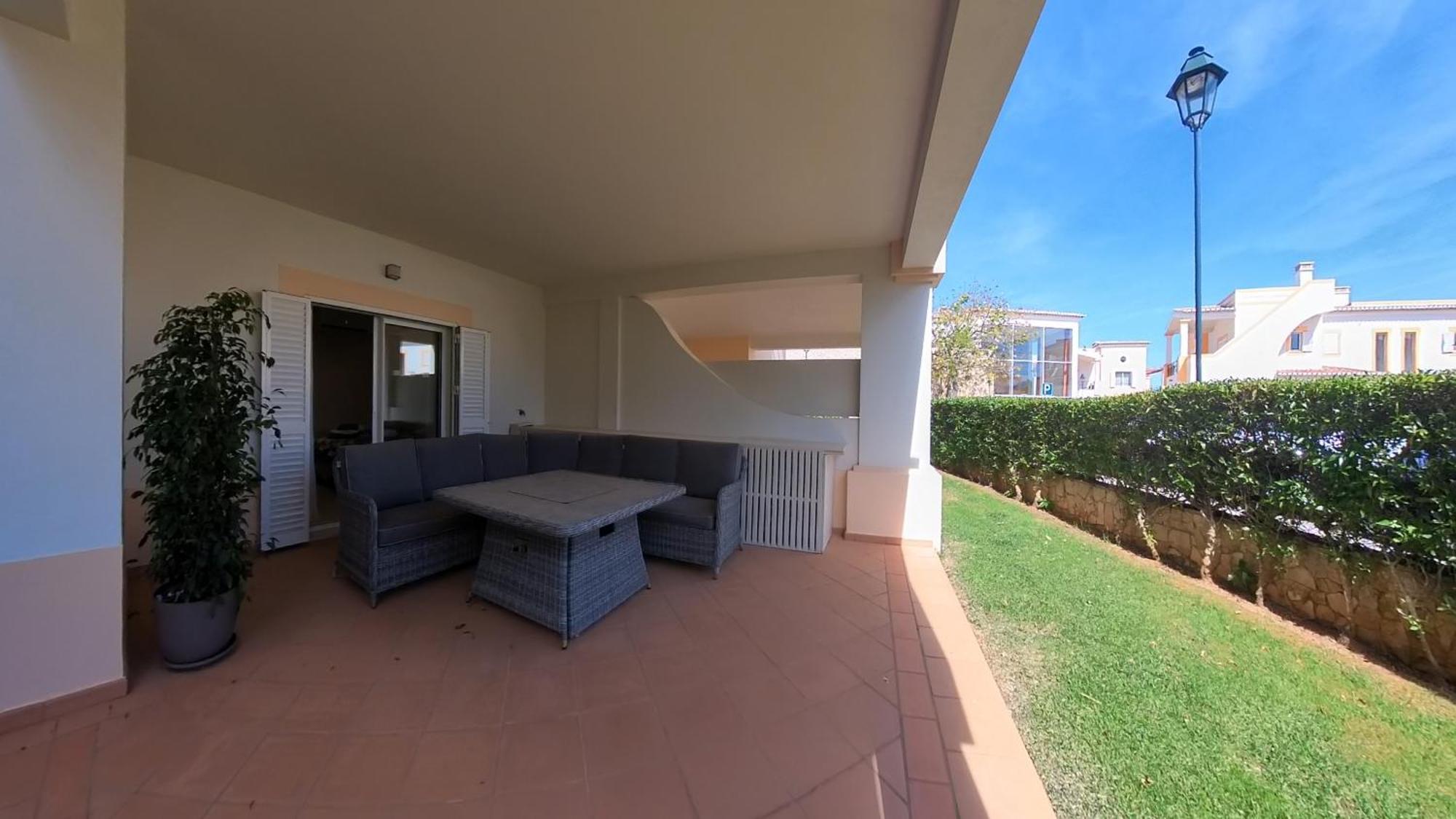 The View - Santo Antonio Villas, Golf & Spa Salema Room photo