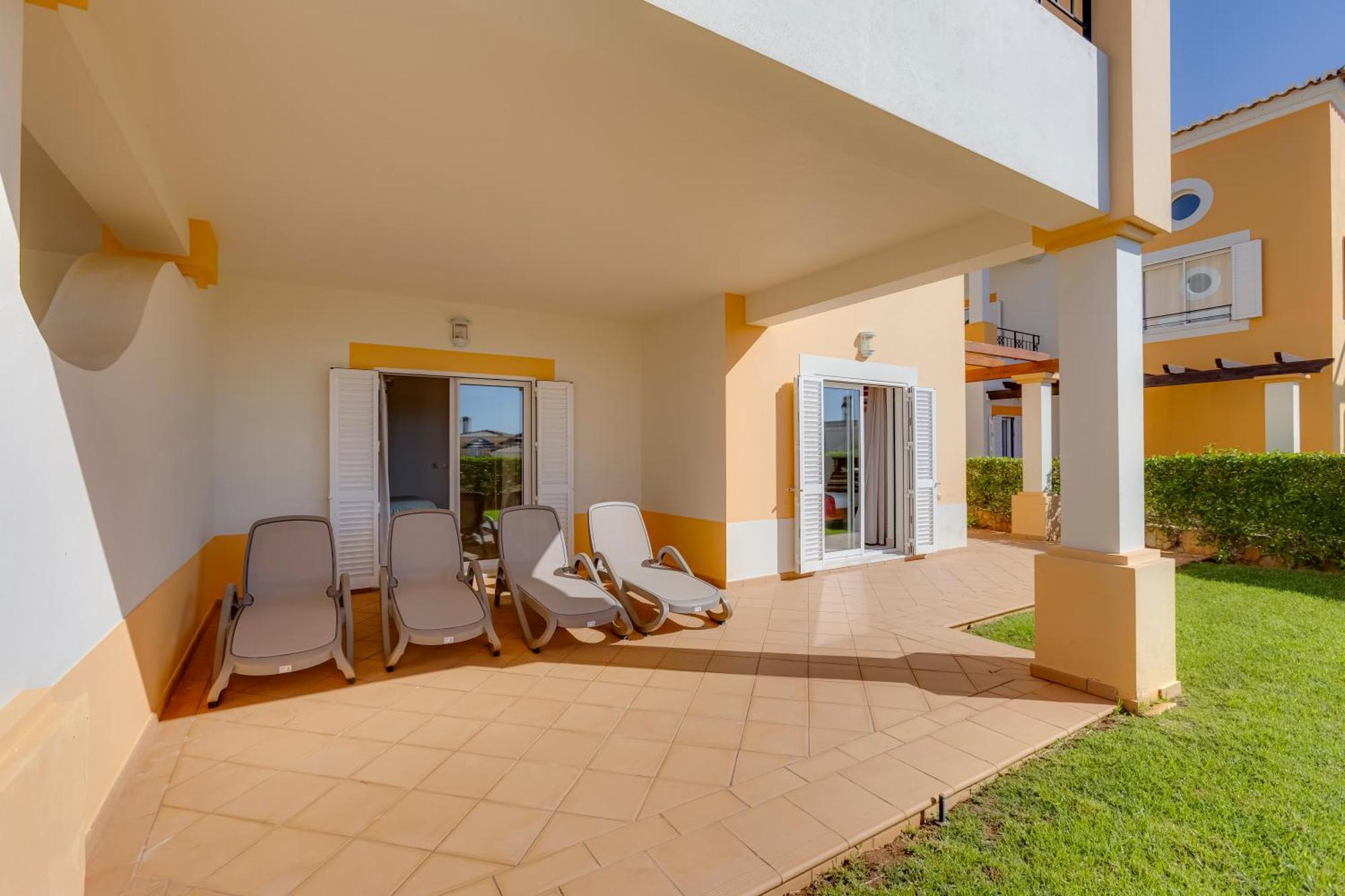 The View - Santo Antonio Villas, Golf & Spa Salema Exterior photo